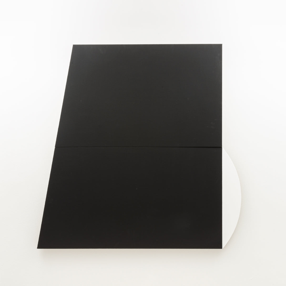 五月女 哲平“Black, white and others” – void+stock